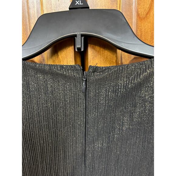 Express Large Knee Length metallic Gllittery Dress - Picture 4 of 4